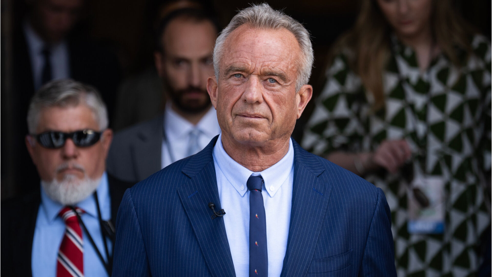 RFK Jr. Cancels $500M mRNA Vaccine Program, Citing Safety Concerns